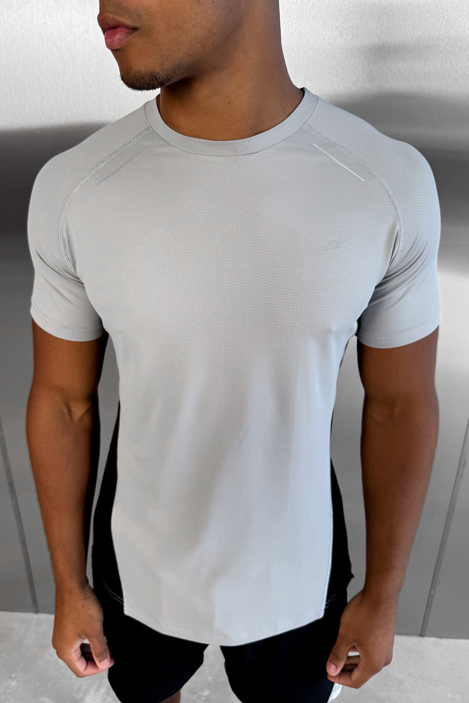 Synergy Training T-Shirt - Grey/Black