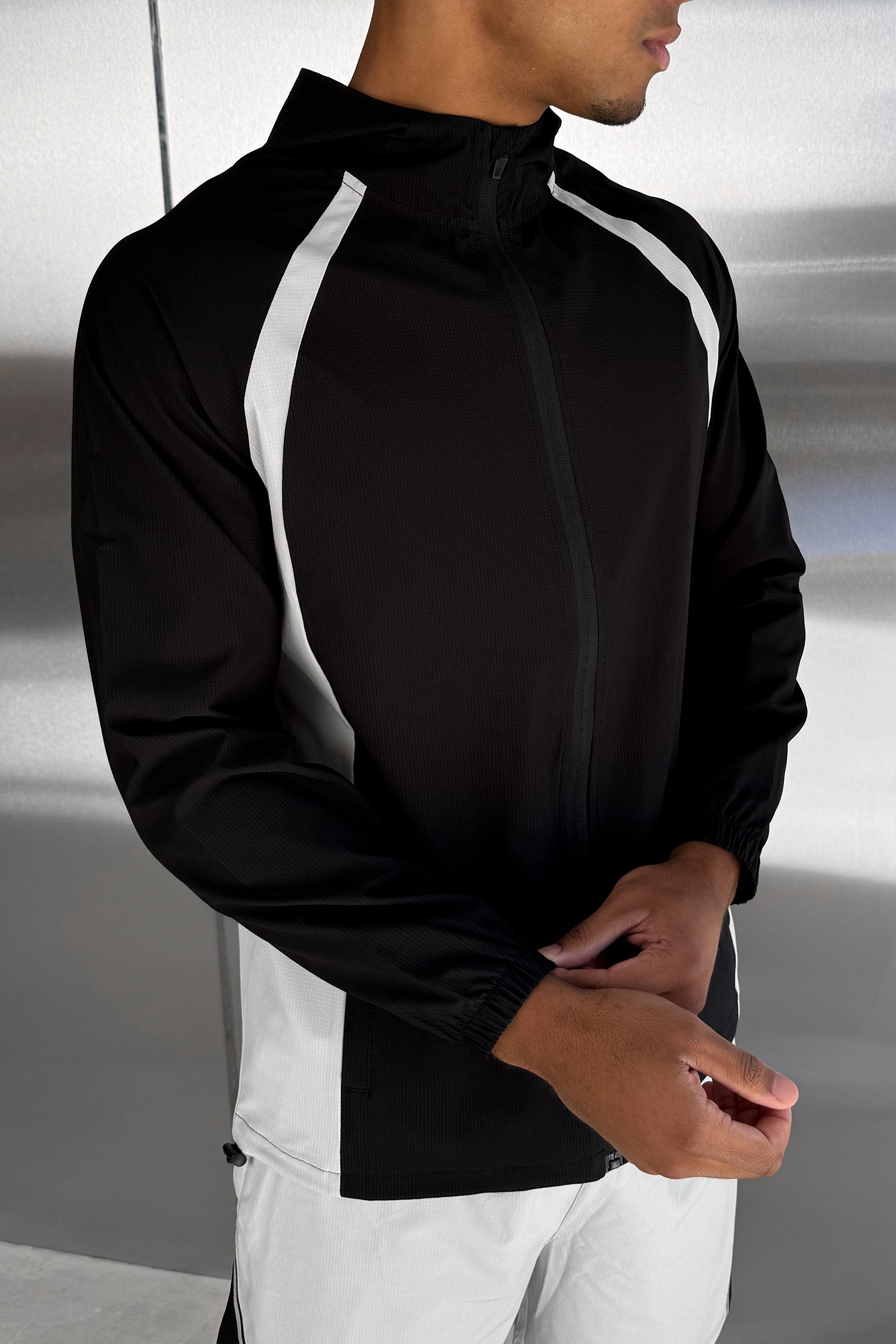 Synergy Technical Windbreaker Jacket - Black/Grey