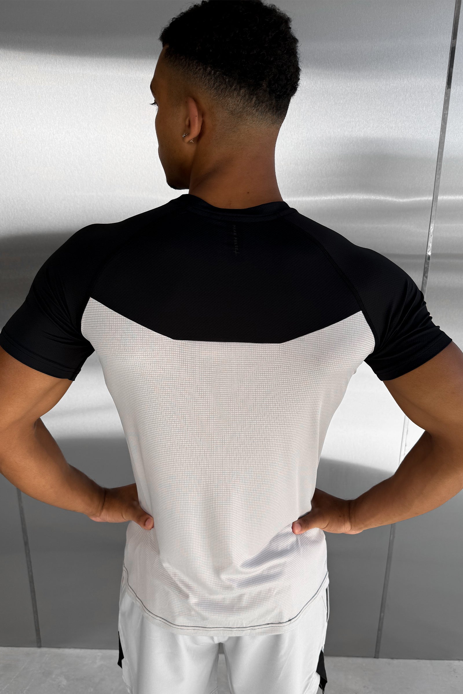 Synergy Training T-Shirt - Black/Grey