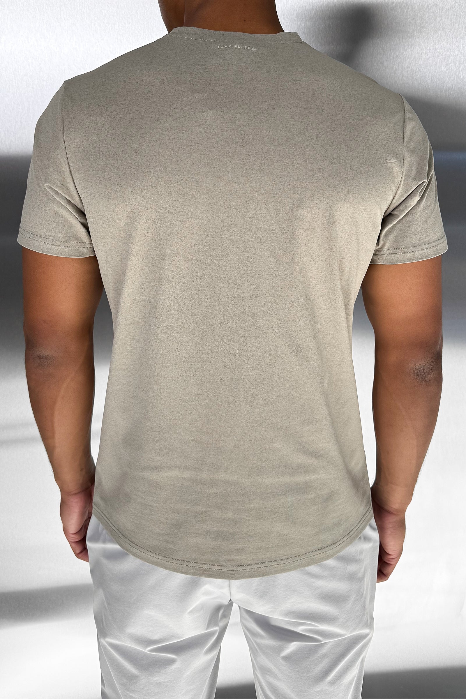 24/7 T-Shirt - Taupe