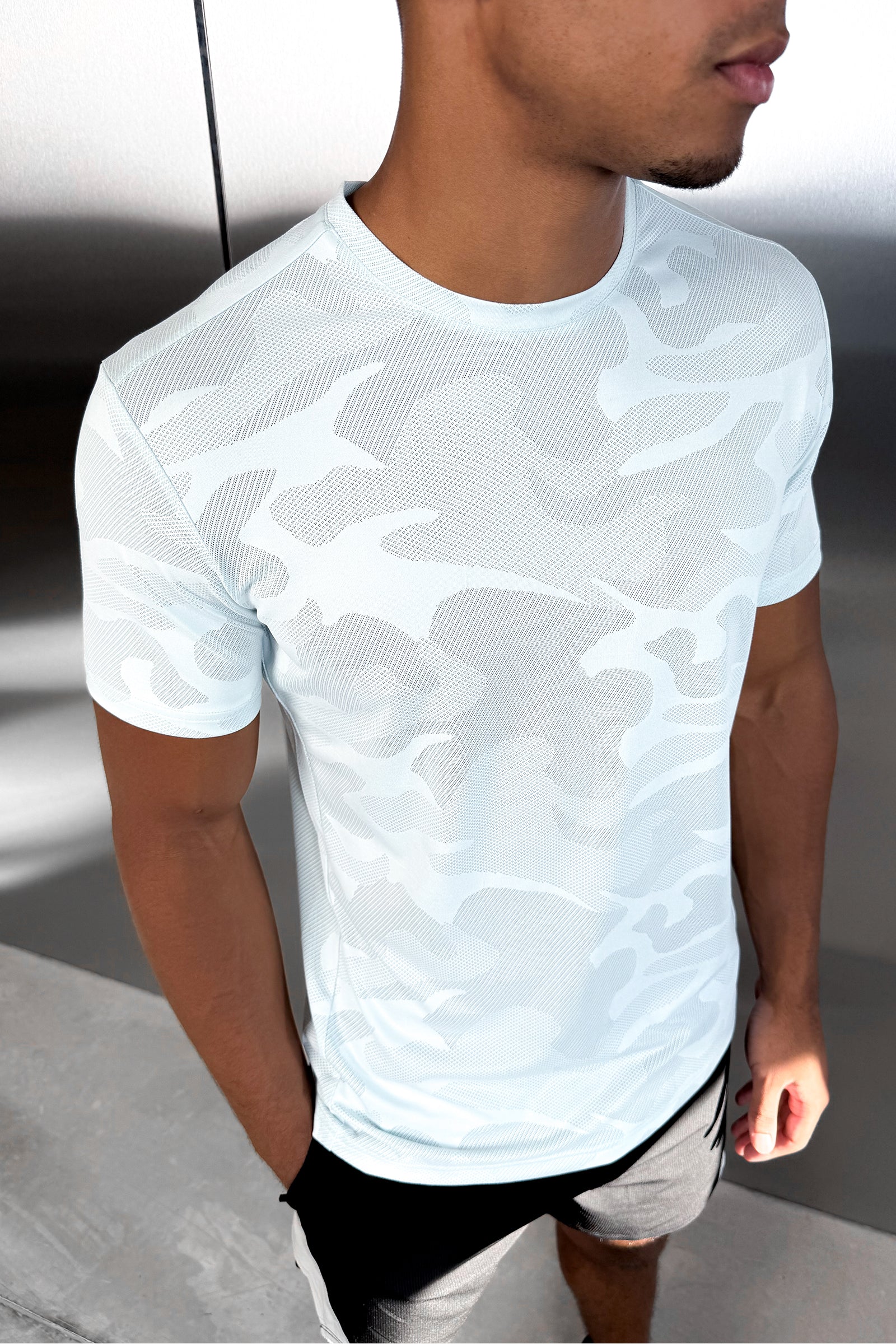 Aeroknit T-Shirt - Light Blue