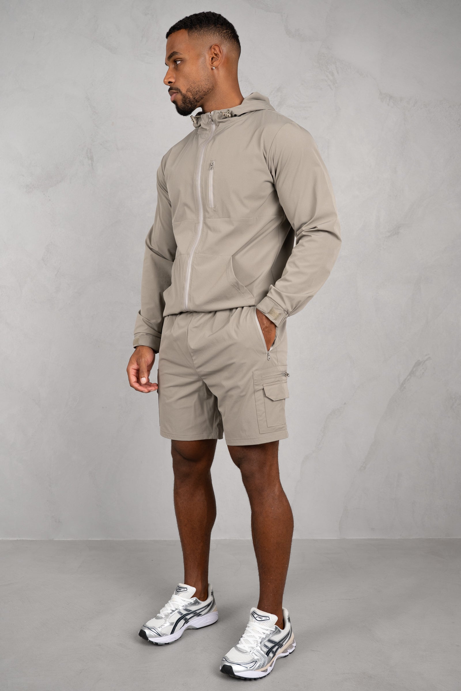 Pulse Windbreaker Jacket - Taupe