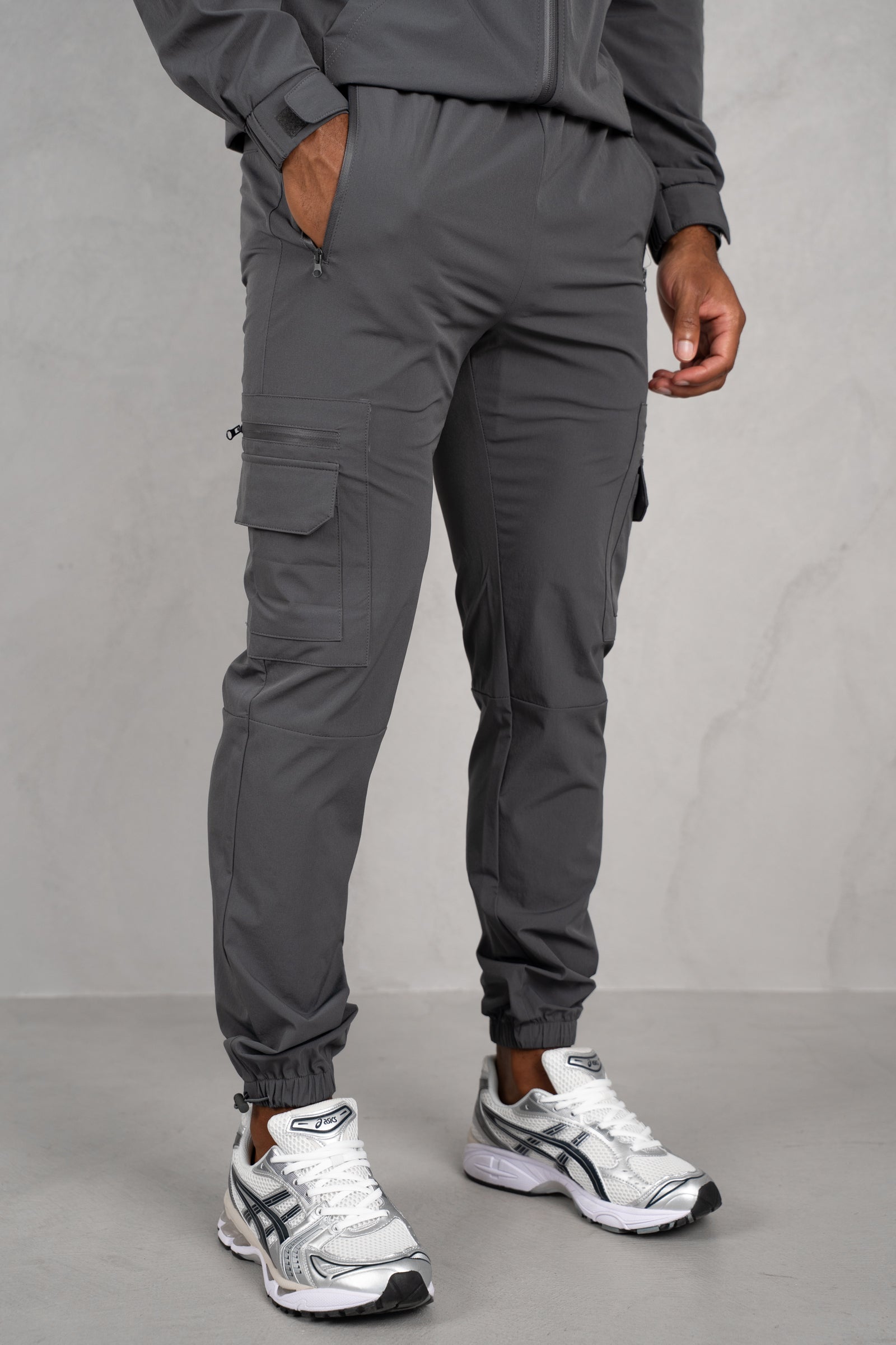 Pulse Tech Pant - Charcoal