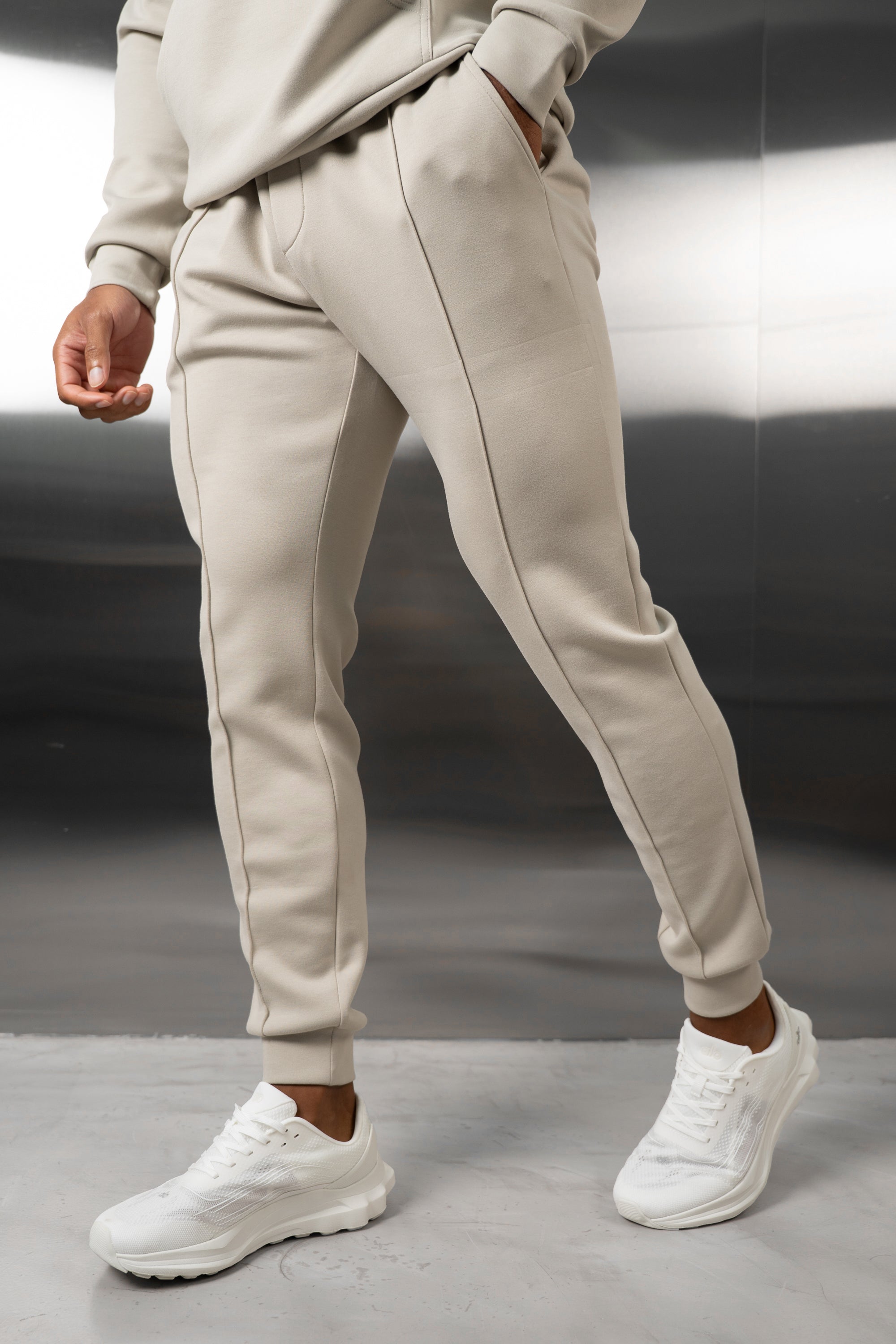 Everyday Scuba Jogger - Taupe