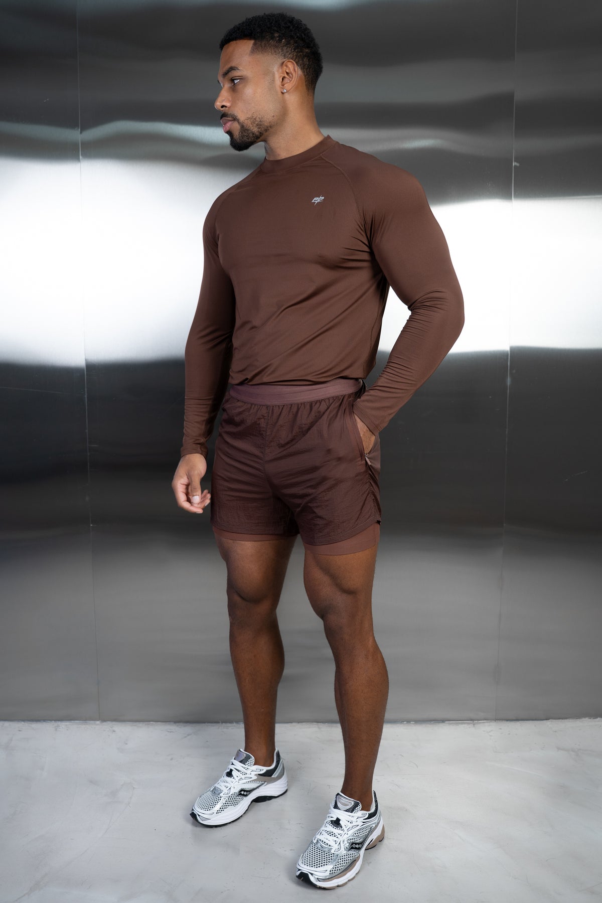 Stride Long Sleeve Training T-Shirt - Mocha
