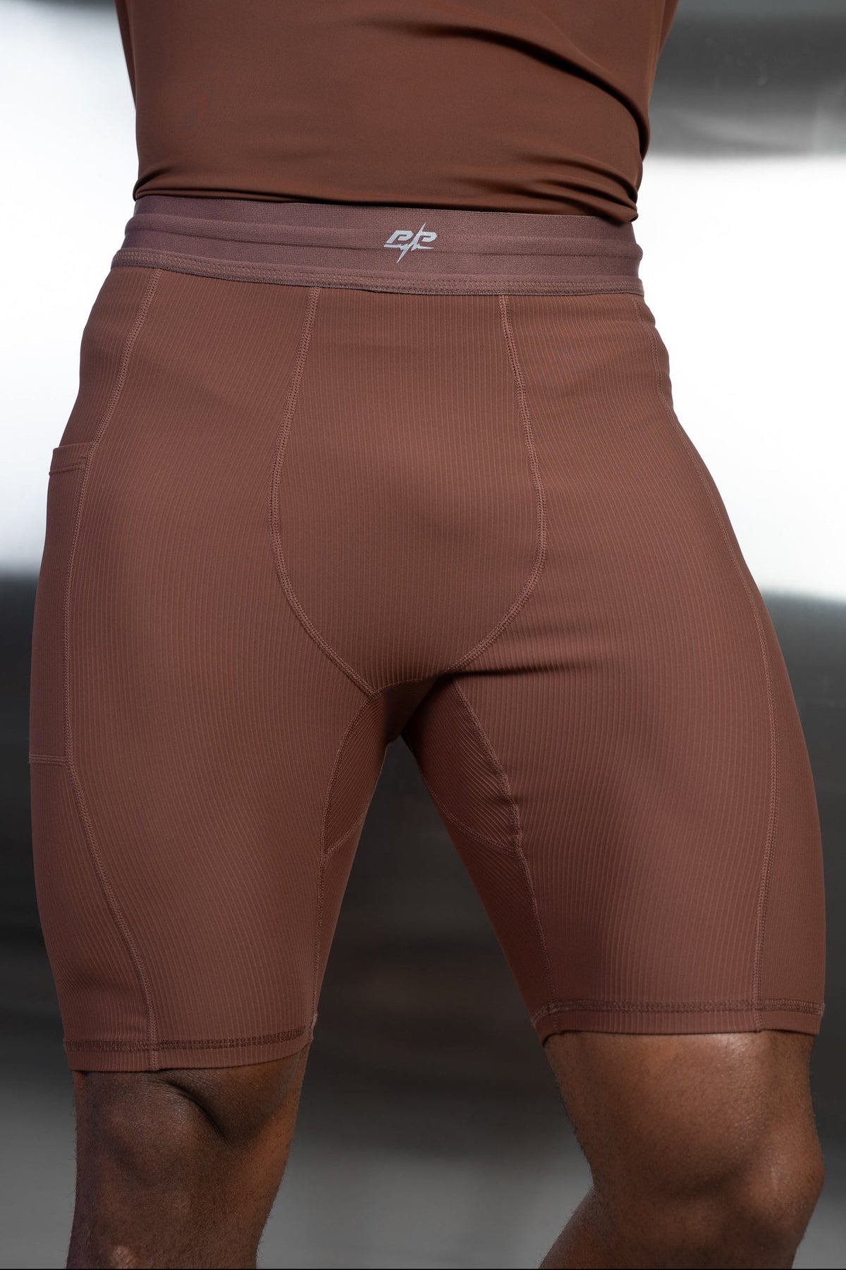 Stride Ribbed Compression Shorts - Mocha