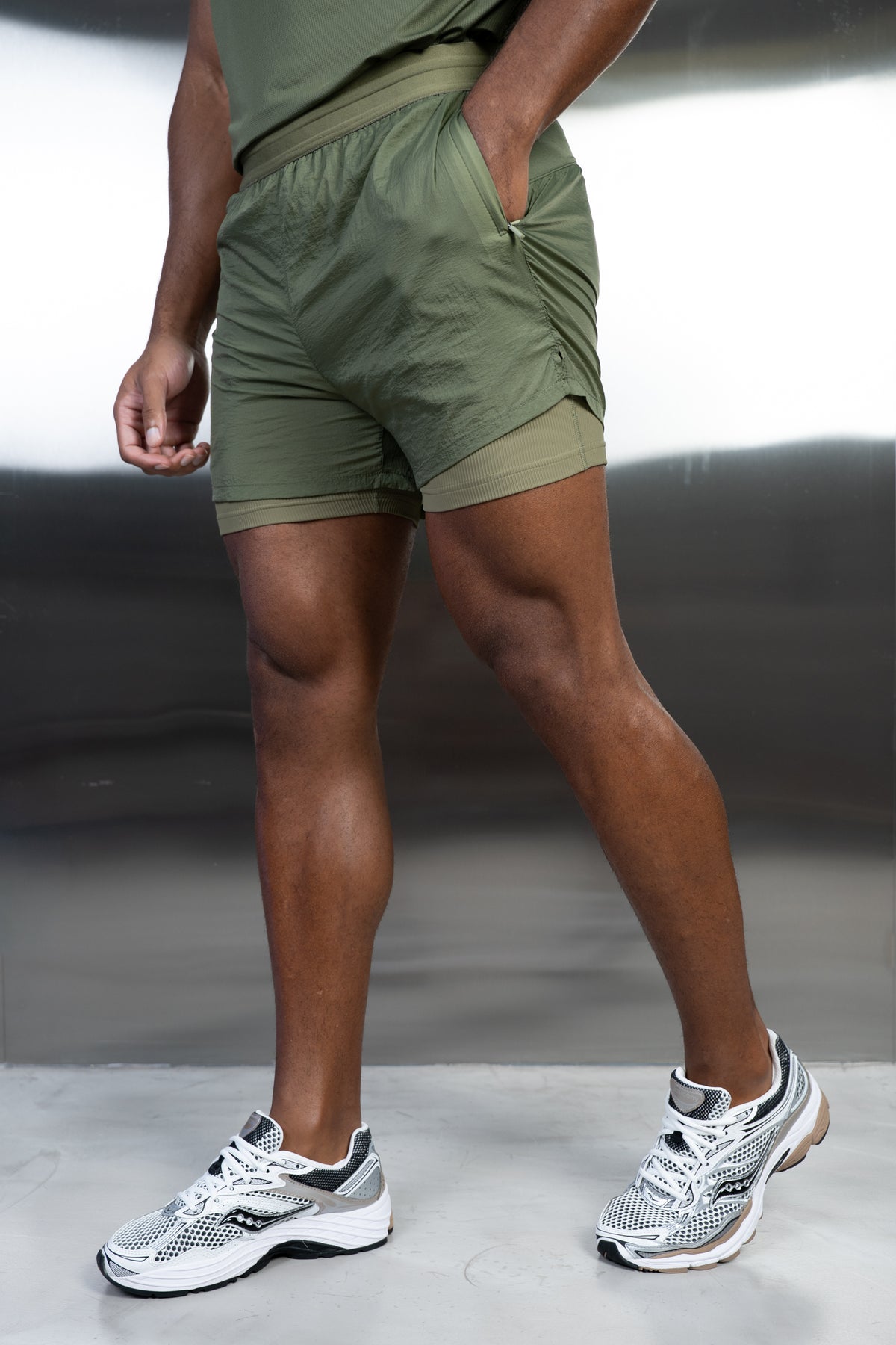 Stride Long Sleeve Training T-Shirt - Olive