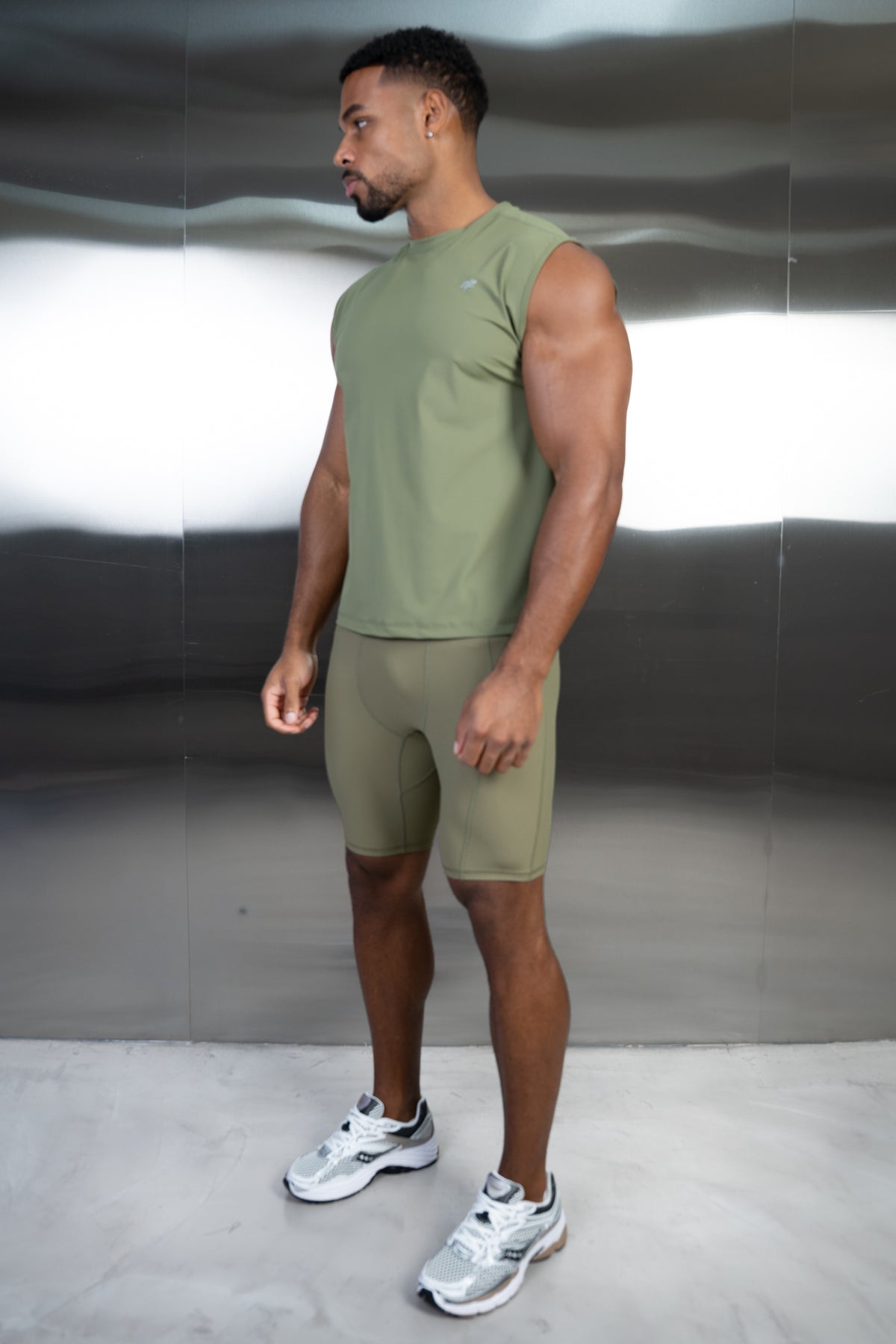 Stride Training Tank - Olive