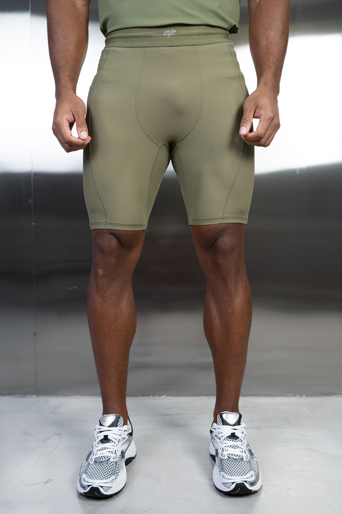 Stride Ribbed Compression Shorts - Olive