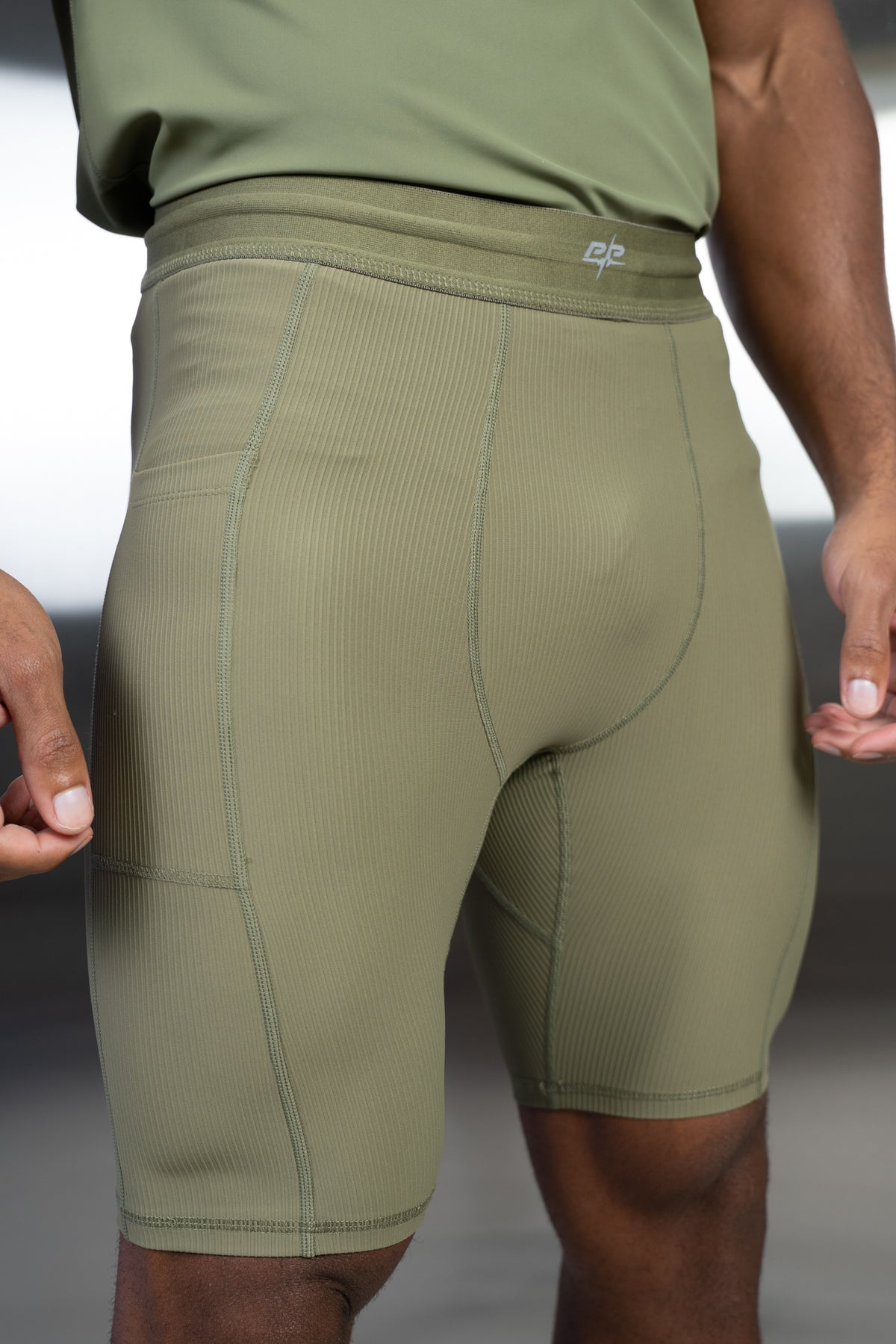 Stride Training Tank - Olive