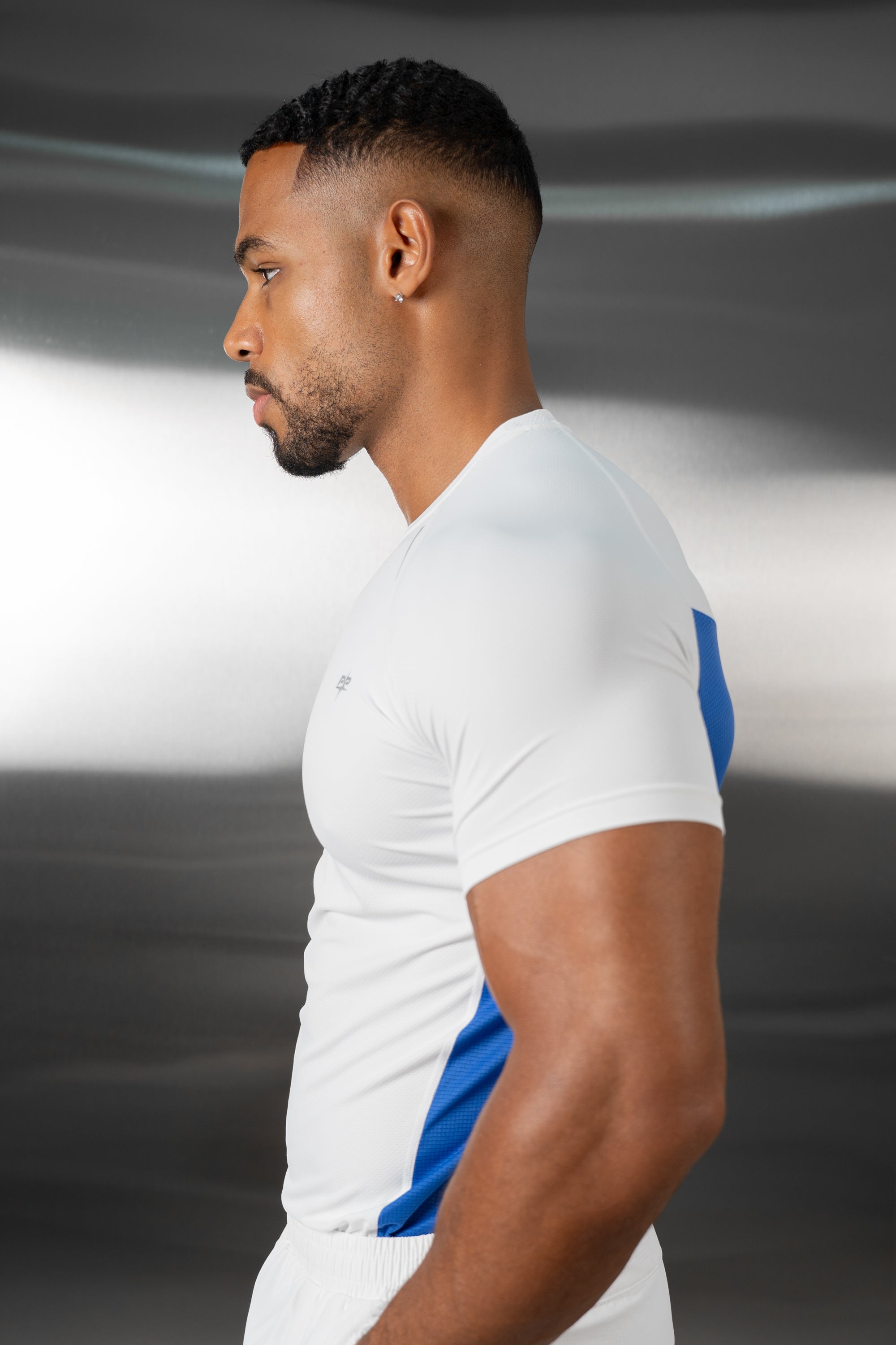 Synergy Training T-Shirt - White/Royal Blue