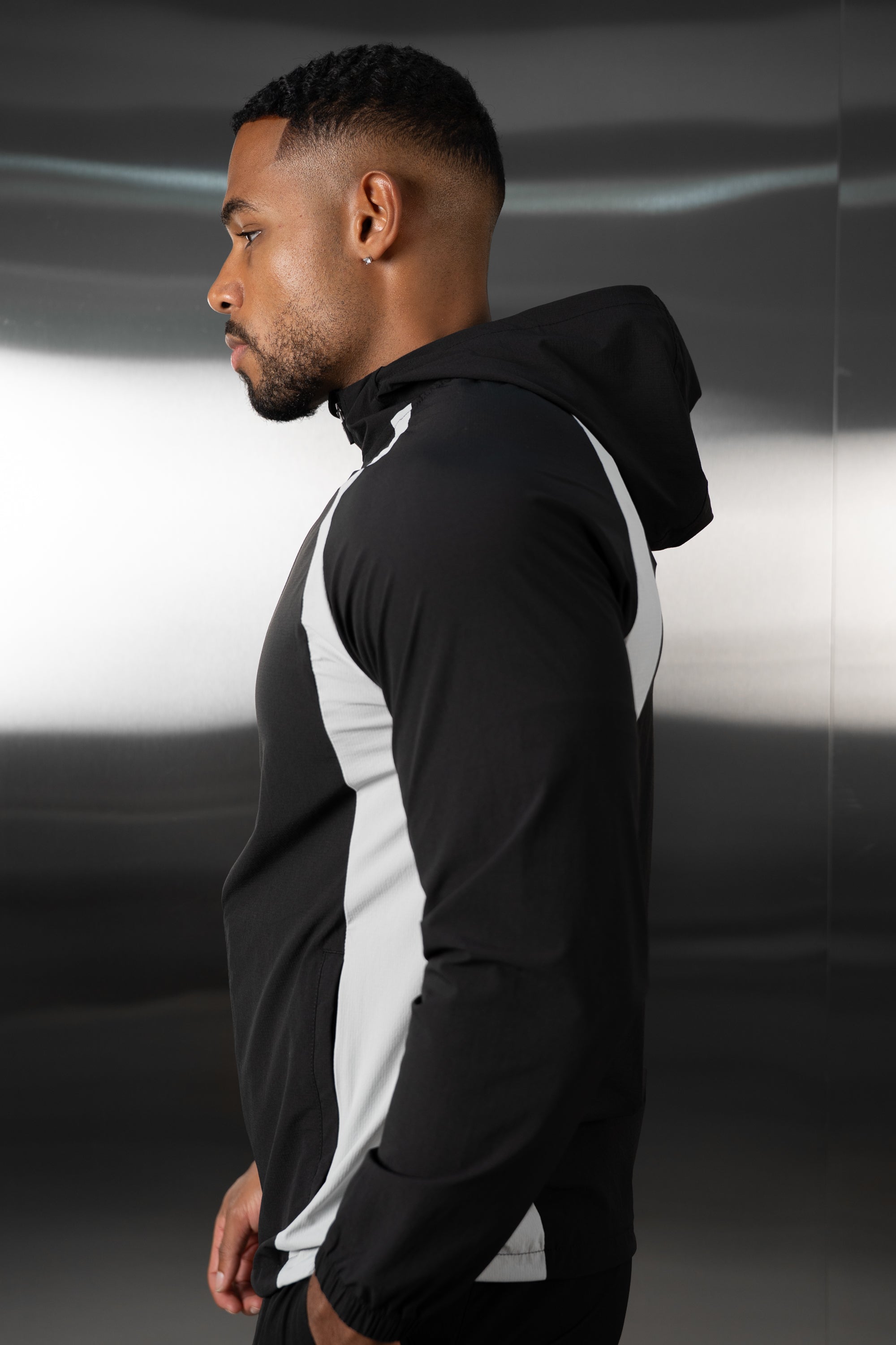 Synergy Technical Windbreaker Jacket - Black/Grey