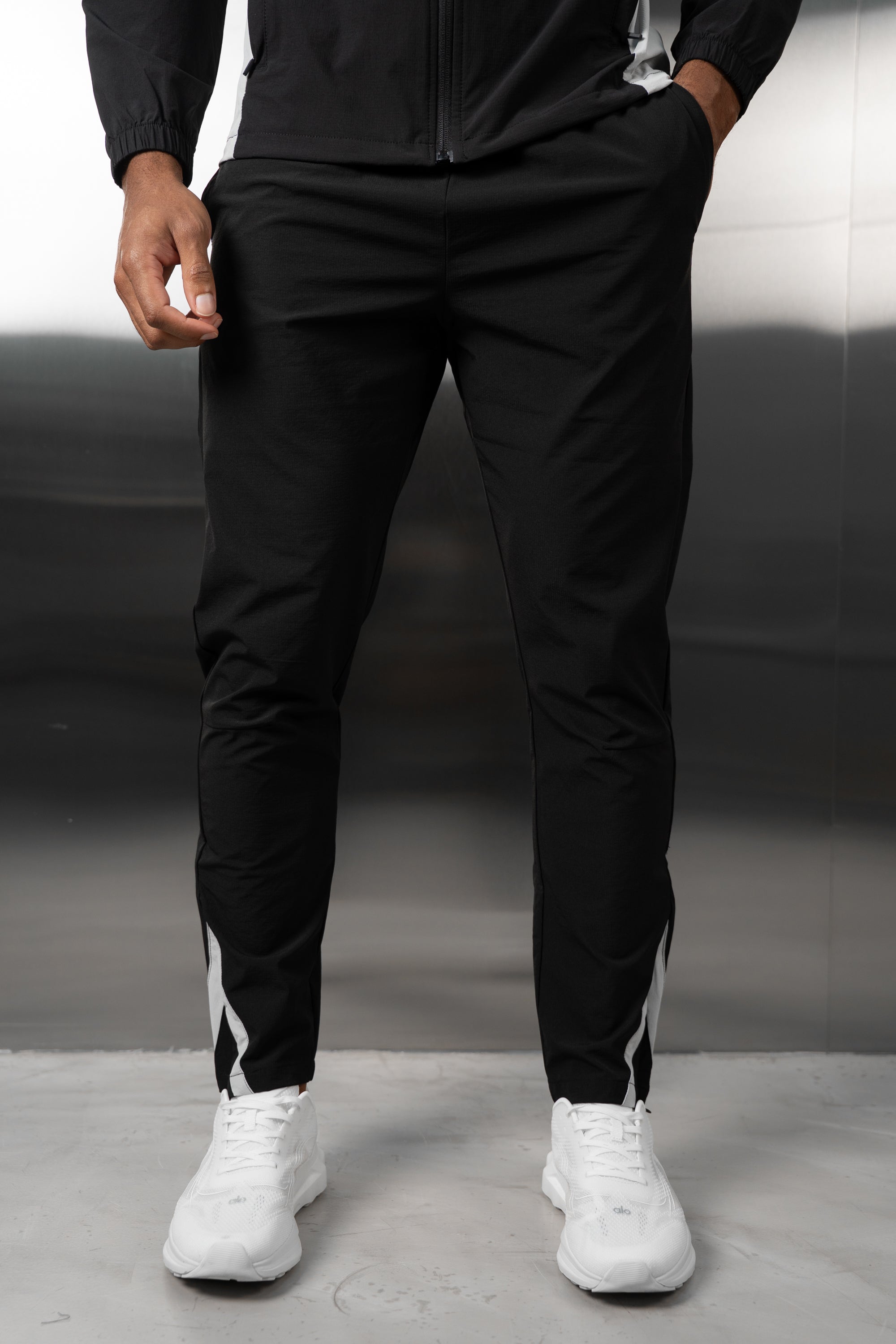 Synergy Tech Pant - Black
