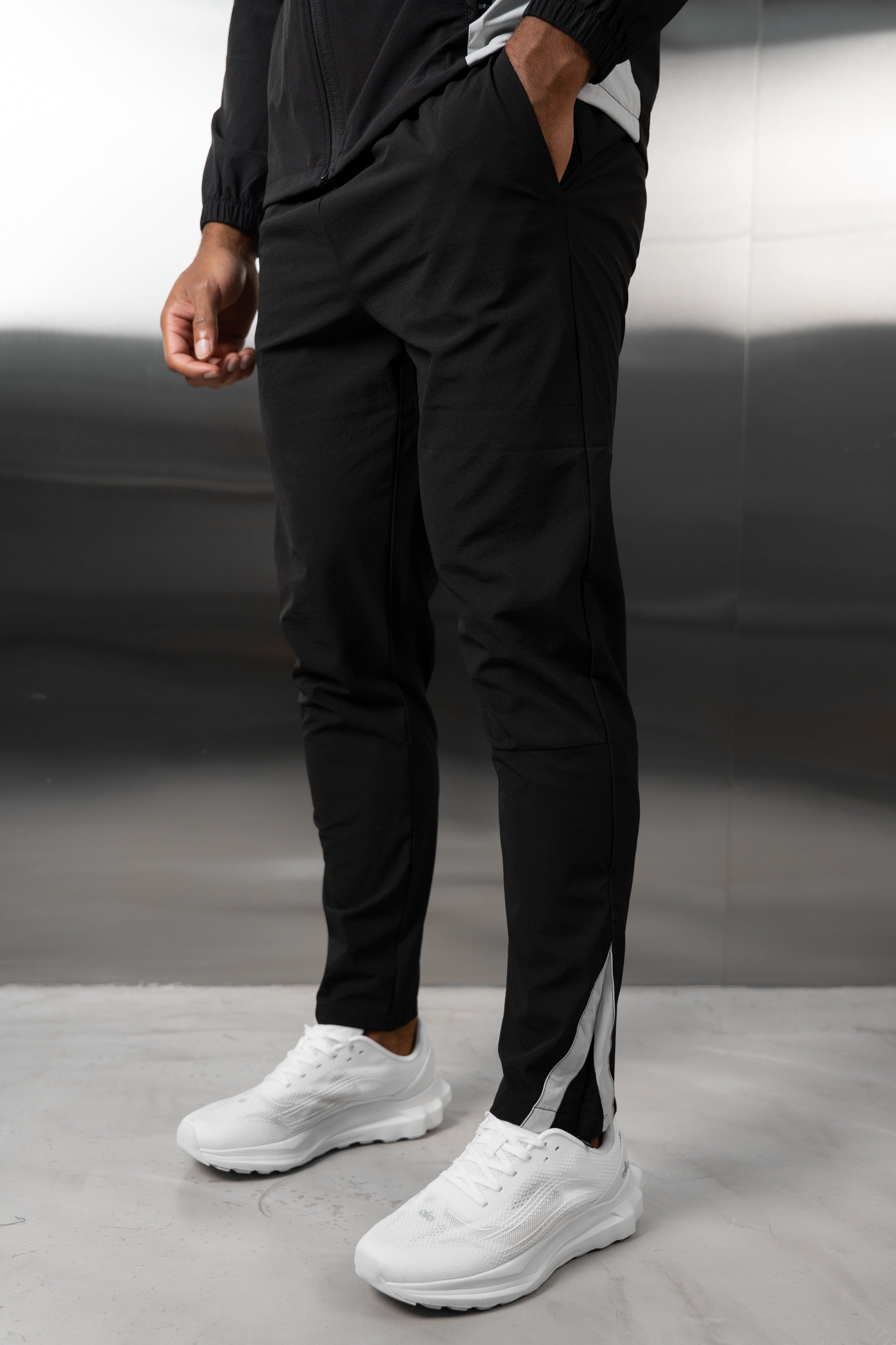 Synergy Tech Pant - Black