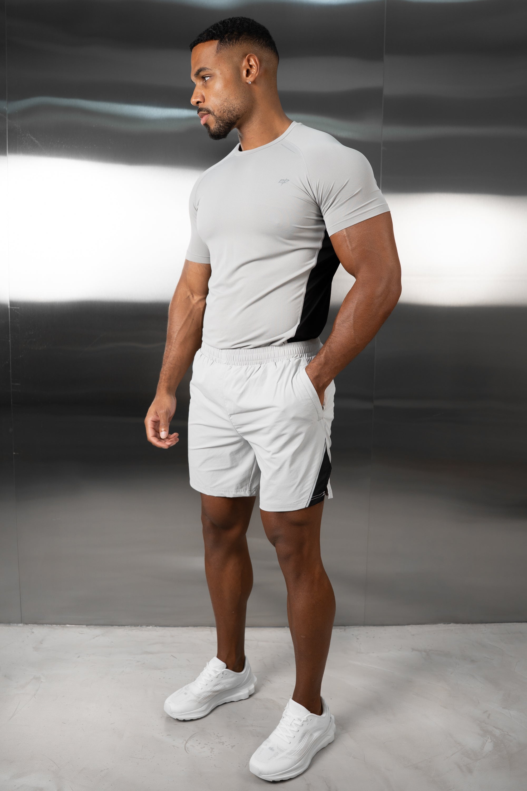 Synergy Training T-Shirt - Grey/Black