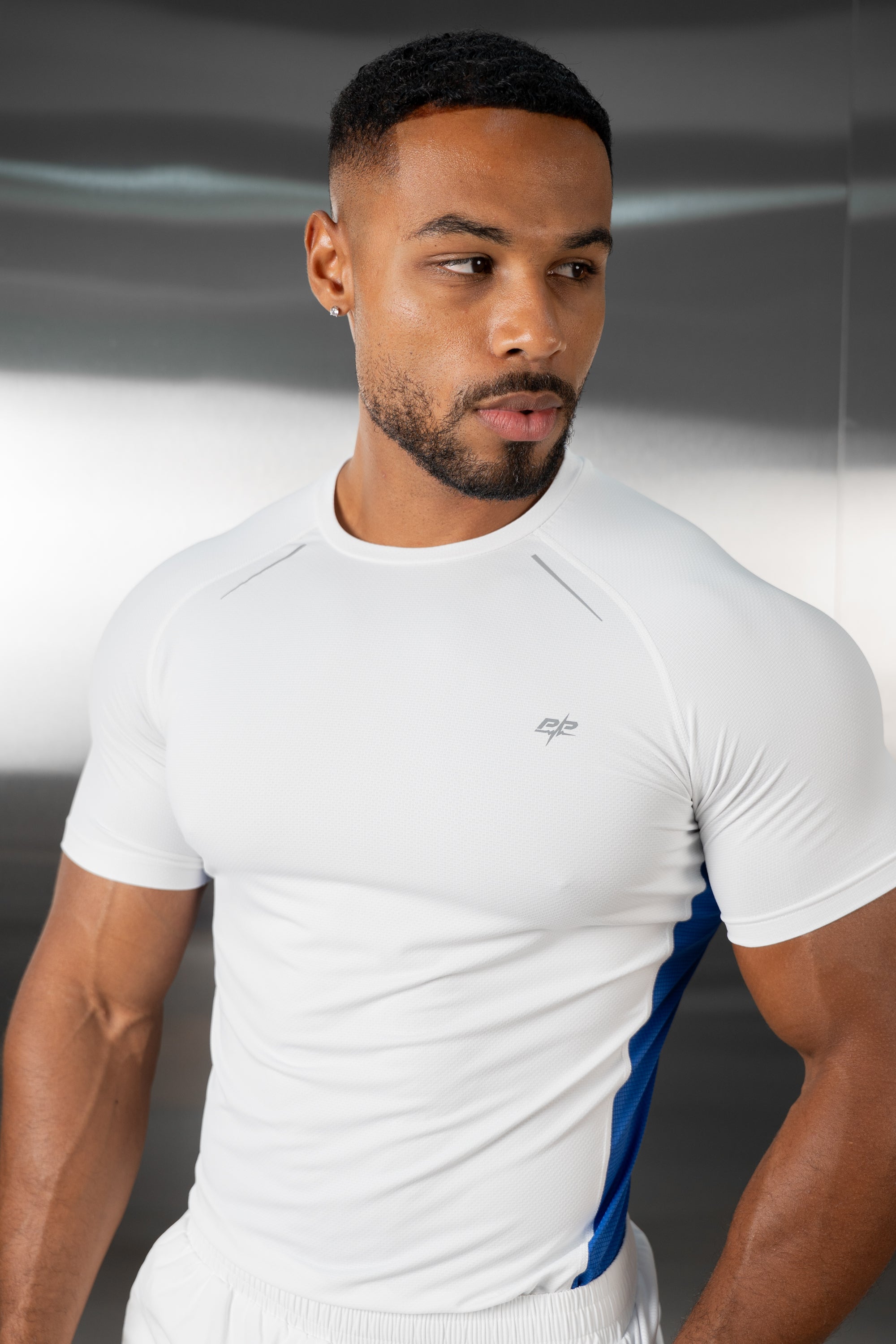 Synergy Training T-Shirt - White/Royal Blue