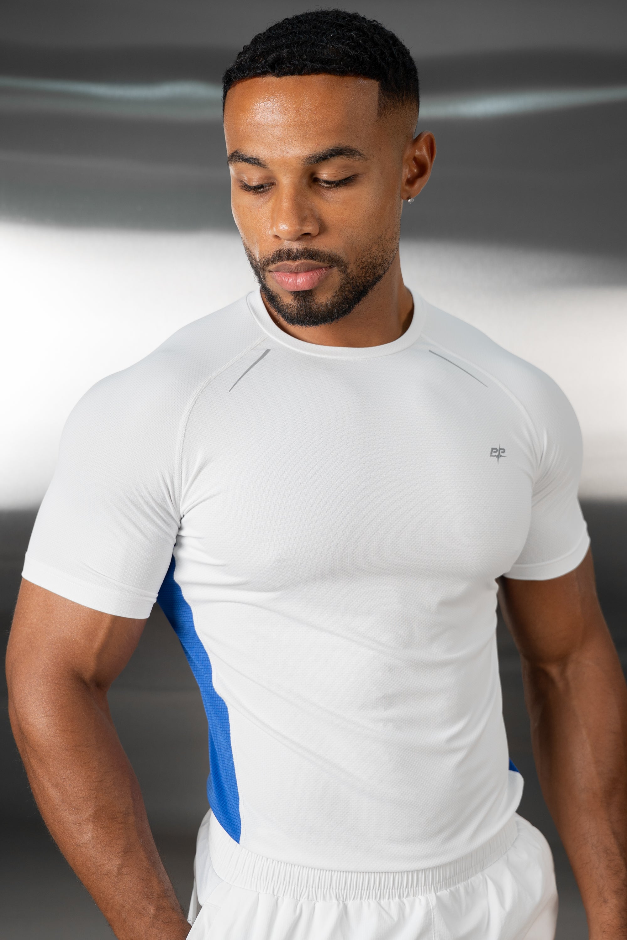 Synergy Training T-Shirt - White/Royal Blue